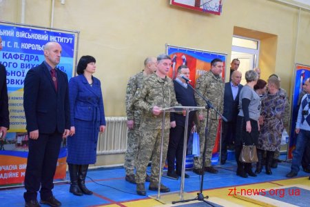 У Житомирі відбулися змагання з гирьового спорту