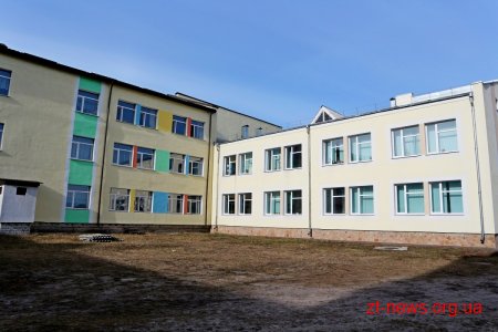 В утепленій Олевській гімназії продовжать внутрішні ремонті роботи