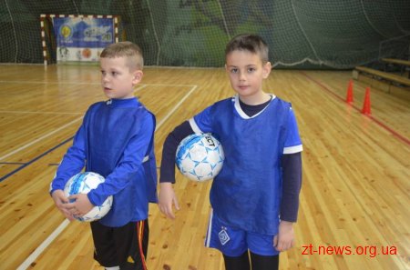 Вихованці спортивної школи олімпійського резерву «Полісся» отримали спортивний інвентар