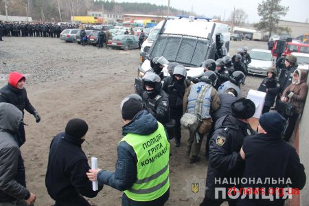 На Житомирщині поліцейські провели масштабні тактико-спеціальні навчання