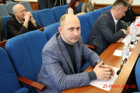 Депутати підтримали рішення про передачу двох однокімнатних квартир родинам військовослужбовців