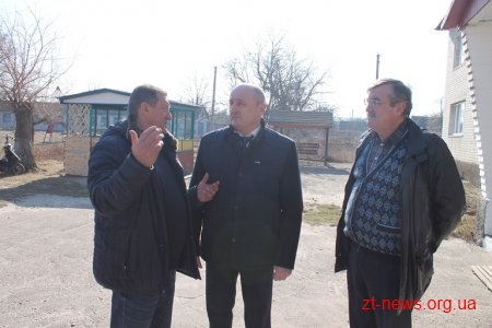 Голова обласної ради відвідав ряд комунальних установ у Хорошівському районі