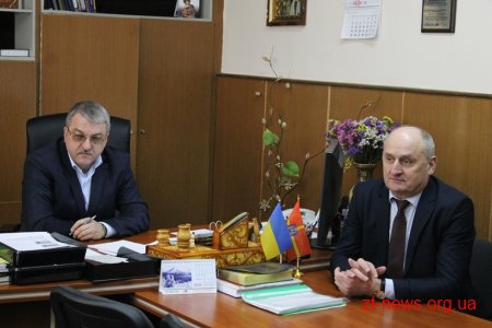 Володимир Ширма провів нараду в обласному онкодиспансері