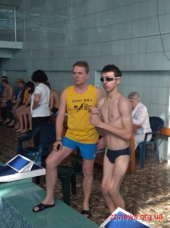 У чемпіонаті міста з плавання серед осіб з інвалідністю взяли участь понад 30 учасників