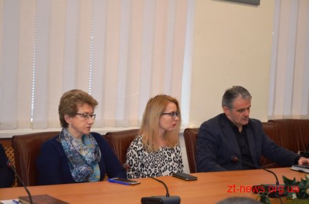 На 7 днів призупинено освітній процес у ЗОШ №28 Житомира через отруєння 11 дітей