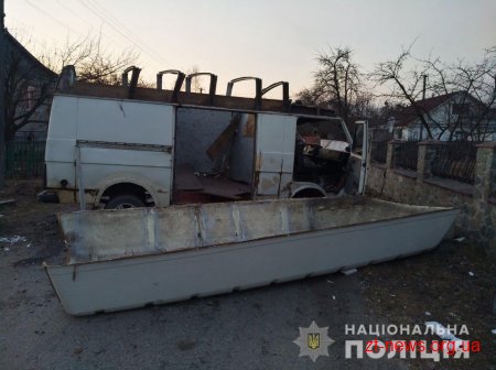 У Баранівці водій «Volkswagen LT» зніс огорожу та втік з місця пригоди