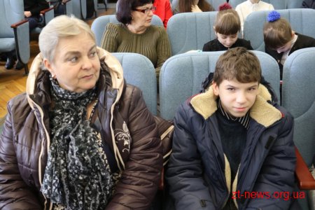 Для жінок, які виховують прийомних дітей влаштували справжнє свято Весни