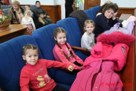 Для жінок, які виховують прийомних дітей влаштували справжнє свято Весни