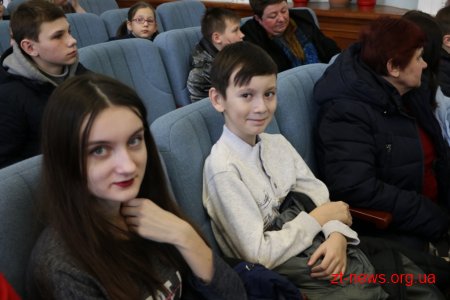 Для жінок, які виховують прийомних дітей влаштували справжнє свято Весни