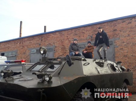 У Житомирі поліція запросила школярів у гості до спецпризначенців
