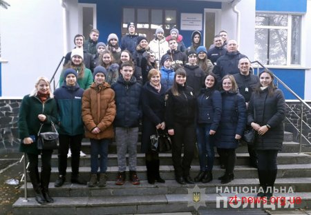 У Житомирі поліція запросила школярів у гості до спецпризначенців