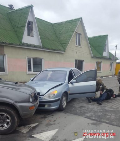 На Житомирщині затримано масштабну банду вимагачів