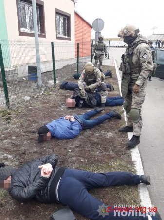 На Житомирщині затримано масштабну банду вимагачів
