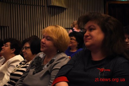 Ігор Гундич та Володимир Ширма привітали жінок-педагогів та медиків зі святом весни