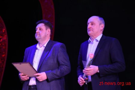 Ігор Гундич та Володимир Ширма привітали жінок-педагогів та медиків зі святом весни