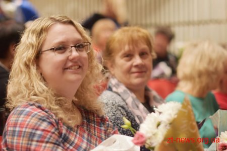 Ігор Гундич та Володимир Ширма привітали жінок-педагогів та медиків зі святом весни
