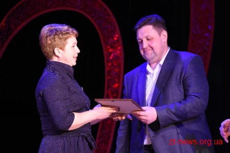 Ігор Гундич та Володимир Ширма привітали жінок-педагогів та медиків зі святом весни