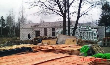 Як будують амбулаторії нового типу на Житомирщині?