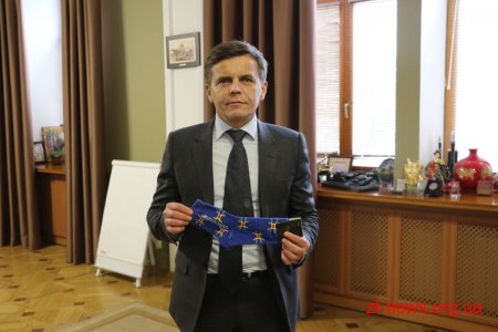 Житомирян запрошують долучитися до міжнародного флешмобу #LotsOfSocks