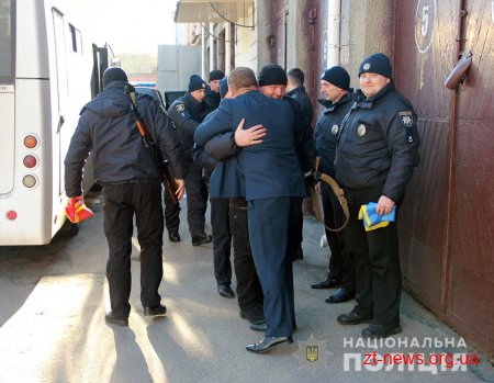 На Житомирщину повернувся загін поліцейських, які несли службу у зоні проведення ООС
