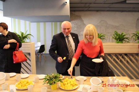 Євген Клопотенко у Житомирі презентував проект «Нове шкільне харчування»
