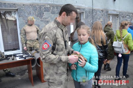 Юні вартові правопорядку познайомились з діяльністю поліцейських Корпусу оперативно-раптової дії Житомирщини