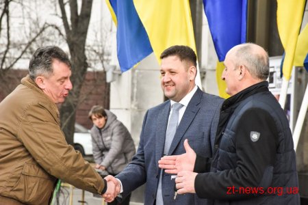 22 автомобілі «Renault Duster» отримали лікарі Житомирщини, які працюють в селах