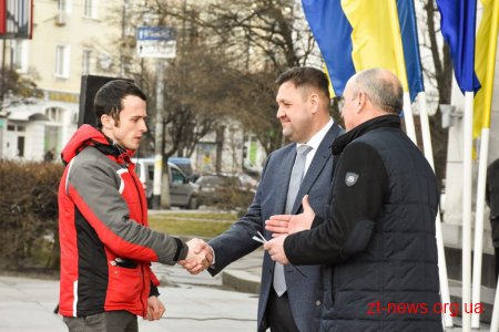 22 автомобілі «Renault Duster» отримали лікарі Житомирщини, які працюють в селах