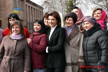 У Любарській ОТГ Марина Порошенко зустрілась із дітьми, які отримують послуги в ІРЦ