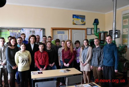 У Любарській ОТГ Марина Порошенко зустрілась із дітьми, які отримують послуги в ІРЦ