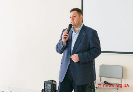 Керівники ОТГ Житомирщини переймали досвід громади Дніпропетровської області та ділилися своїми напрацюваннями