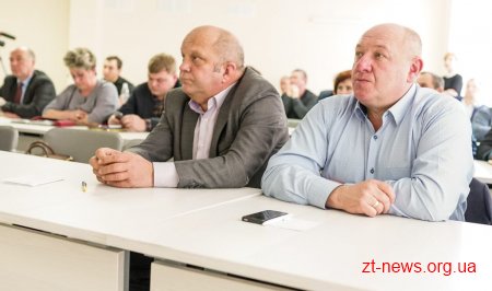 Керівники ОТГ Житомирщини переймали досвід громади Дніпропетровської області та ділилися своїми напрацюваннями
