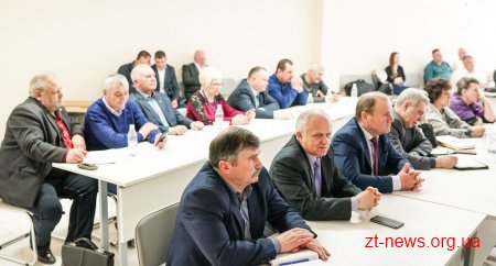 Керівники ОТГ Житомирщини переймали досвід громади Дніпропетровської області та ділилися своїми напрацюваннями