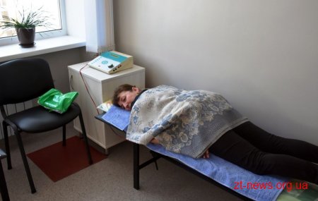 Водні процедури, скандинавська хода – як лікують у Центрі вертебрології