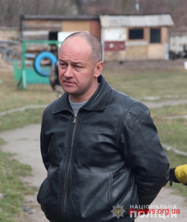 У Житомирі поліцейські кінологи дивували дітей яскравими виступами службових собак