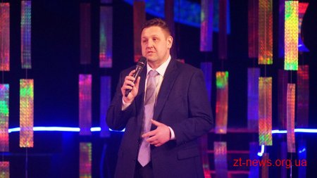 Геннадій Зубко та керівники області й міста привітали колектив театру ім. І. Кочерги із Міжнародним днем театру