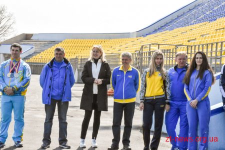 Стан ремонтних робіт на житомирських стадіонах «Полісся» та «Спартак» оглянув Геннадій Зубко