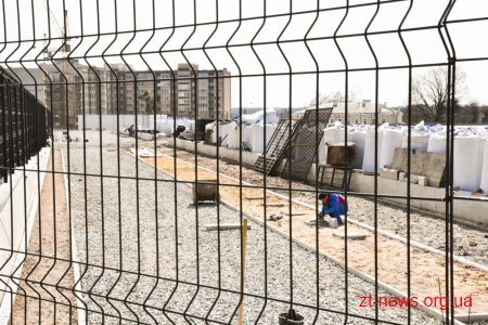 Стан ремонтних робіт на житомирських стадіонах «Полісся» та «Спартак» оглянув Геннадій Зубко
