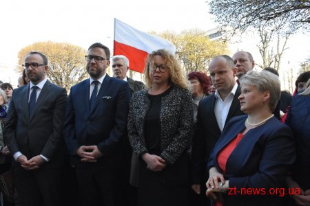 У Житомирі вшанування пам’ять жертв Катинської трагедії та авіакатастрофи під Смоленськом