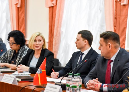 Ігор Гундич провів засідання Міжнародного трейд-клубу з представниками більше 20 країн світу