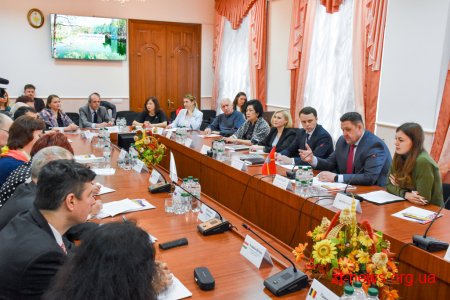 Ігор Гундич провів засідання Міжнародного трейд-клубу з представниками більше 20 країн світу