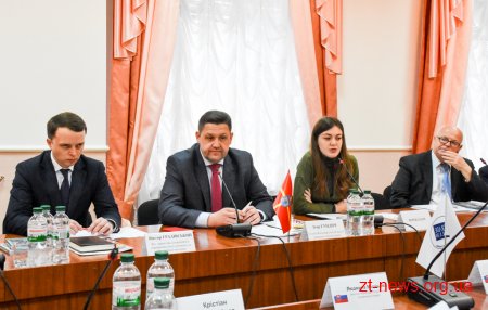 Ігор Гундич провів засідання Міжнародного трейд-клубу з представниками більше 20 країн світу