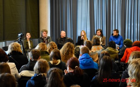 Сучасні українські письменники відвідали Житомир у рамках літературного проекту «Наближення»
