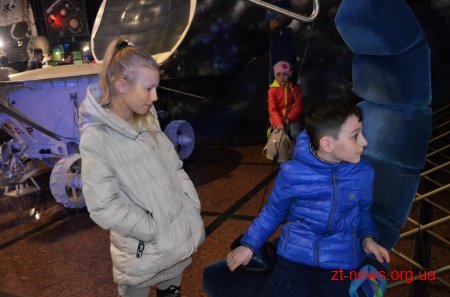 У Житомирі відзначили переможців міжнародного художнього конкурсу «Кольори Всесвіту»