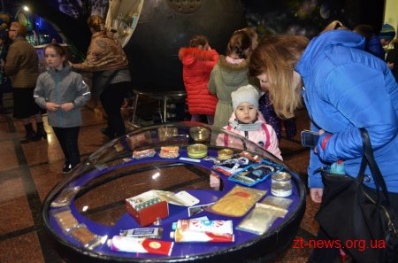 У Житомирі відзначили переможців міжнародного художнього конкурсу «Кольори Всесвіту»