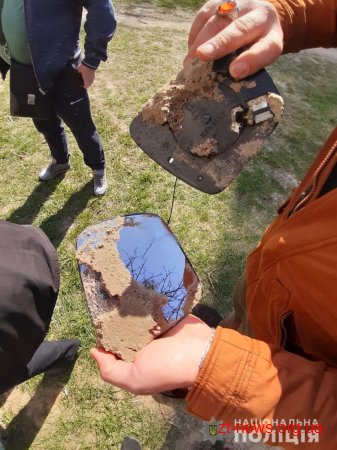 Житомирські поліцейські затримали киянина, який вимагав гроші за викрадені з автівок дзеркала