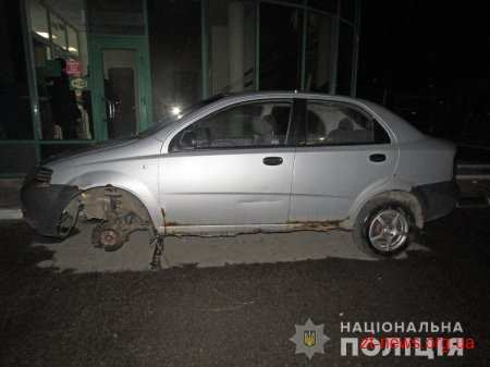 На Житомирщині поліція затримала групу молодиків за низку тяжких злочинів