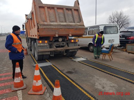 Понад 10 тис. євро штрафів виписали перевізникам-порушникам працівники Укртрансбезпеки