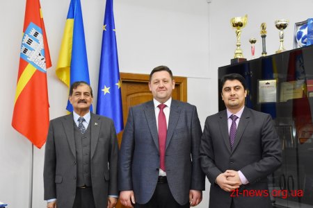 Ігор Гундич та Посол Пакистану обговорили соціально-економічну та туристичну співпрацю між країнами