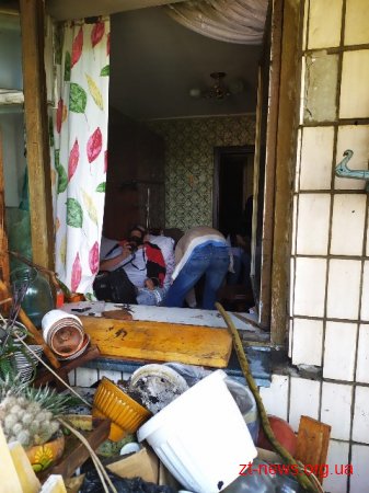 У Житомирі під час пожеж на балконах врятовано двох чоловіків